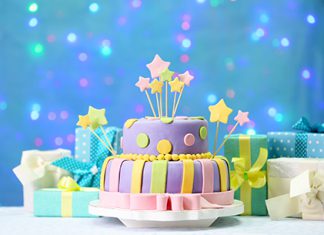 עוגת יום הולדת לגיל שנה - גם אם נראה לכם שהילד לא מבין